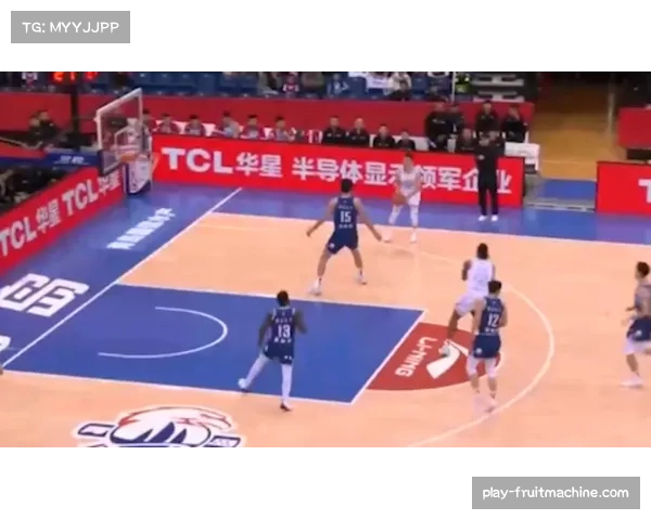 青岛国信水产外援米奇28分10篮板 攻防两端展现全面性